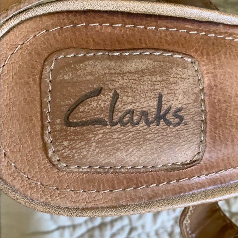 Sandals - Picture 4 of 4